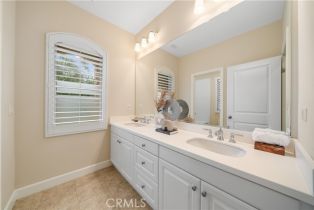 Single Family Residence, 66 Berkshire Wood, Irvine, CA 92620 - 41