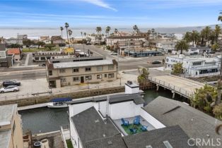 Single Family Residence, 16833 Bayview dr, Huntington Beach, CA 92649 - 33