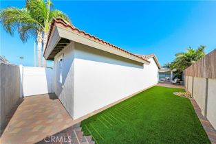 Single Family Residence, 9342 Cliffwood dr, Huntington Beach, CA 92646 - 29