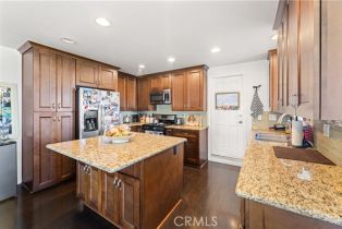 Residential Income, 121 La Ronda, San Clemente, CA 92672 - 6