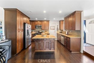 Residential Income, 121 La Ronda, San Clemente, CA 92672 - 7