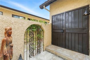 Condominium, 5447 Centralia st, Long Beach, CA 90808 - 2