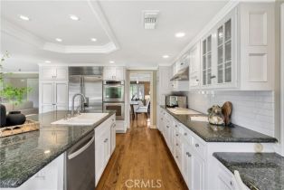 Single Family Residence, 26171 Glen Canyon dr, Laguna Hills, CA 92653 - 16