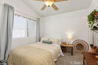 Single Family Residence, 8381 Lomond dr, Huntington Beach, CA 92646 - 16