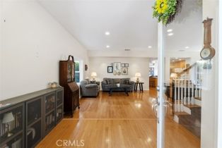 Single Family Residence, 8381 Lomond dr, Huntington Beach, CA 92646 - 3