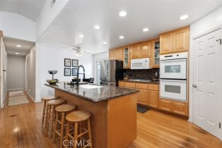 Single Family Residence, 8381 Lomond dr, Huntington Beach, CA 92646 - 9