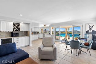 Single Family Residence, 2 Drakes Bay dr, Corona Del Mar, CA 92625 - 13