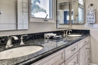 Single Family Residence, 2 Drakes Bay dr, Corona Del Mar, CA 92625 - 25