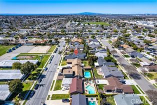 Single Family Residence, 5631 Clark dr, Huntington Beach, CA 92649 - 47