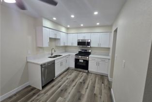 Apartment, 220 12th st, Huntington Beach, CA 92648 - 2