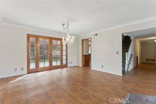 Single Family Residence, 17192 Saint Andrews ln, Huntington Beach, CA 92649 - 5