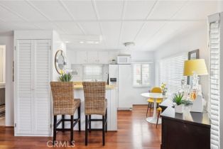 , 4 Bolivar st, Newport Beach, CA 92663 - 9