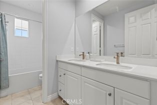 Single Family Residence, 126 Imagination trl, Irvine, CA 92620 - 47