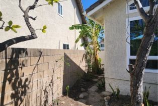 Single Family Residence, 19 Ensueno West, Irvine, CA 92620 - 8