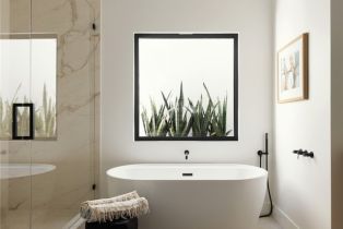 Single Family Residence, 3 Rue Valbonne, Newport Beach, CA 92660 - 19