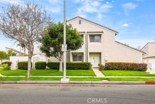 Condominium, 18815 Thornwood CIR, Huntington Beach, CA  Huntington Beach, CA 92646