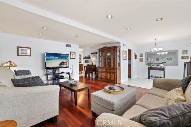 Condominium, 18815 Thornwood cir, Huntington Beach, CA 92646 - 1