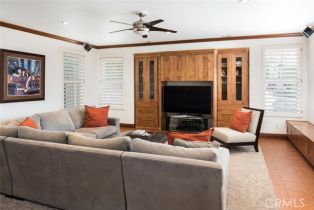 Single Family Residence, 2 Viola, Irvine, CA 92620 - 33