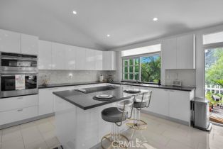 Single Family Residence, 10 Stagecoach rd, Bell Canyon, CA 91307 - 10