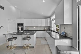 Single Family Residence, 10 Stagecoach rd, Bell Canyon, CA 91307 - 12