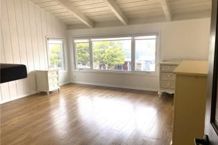 , 120 Diamond ave, Newport Beach, CA 92662 - 6