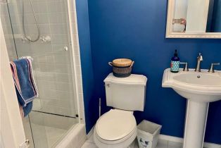 , 120 Diamond ave, Newport Beach, CA 92662 - 9