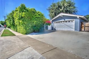 Single Family Residence, 12472 Woodlawn ave, Tustin, CA 92780 - 4