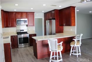 Single Family Residence, 2076 N Diamond st, Orange, CA 92867 - 5