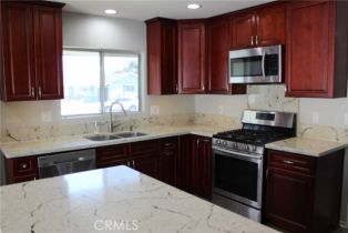 Single Family Residence, 2076 N Diamond st, Orange, CA 92867 - 6