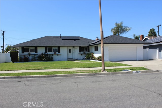 Single Family Residence, 2076 N Diamond st, Orange, CA 92867 - 1