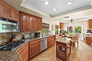 Single Family Residence, 10 Cambridge ct, Coto De Caza, CA 92679 - 16