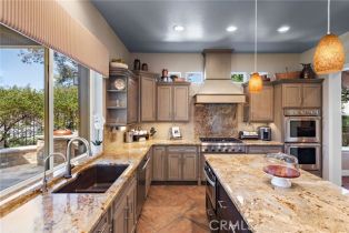Single Family Residence, 2 Williamsburg ln, Coto De Caza, CA 92679 - 3