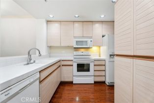 Condominium, 2233 Martin, Irvine, CA 92612 - 8