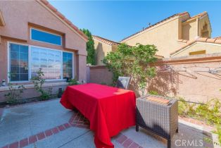 Single Family Residence, 12 Cosenza, Irvine, CA 92614 - 2