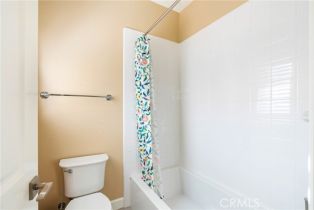 Condominium, 71 Brixton, Irvine, CA 92620 - 24