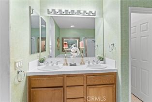 Single Family Residence, 34 Apple Valley, Irvine, CA 92602 - 26