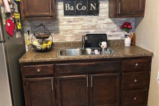 Single Family Residence, 1214 E st, Corona, CA 92882 - 15