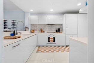 Condominium, 2233 Martin, Irvine, CA 92612 - 2