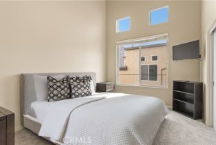 Condominium, 615 Rockefeller, Irvine, CA 92612 - 24