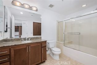 Condominium, 21301 Erwin st, Woodland Hills, CA 91367 - 14