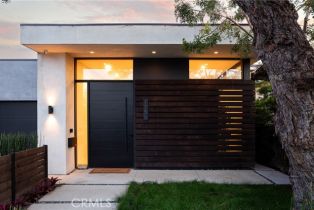 Single Family Residence, 1756 Voorhees ave, Manhattan Beach, CA 90266 - 3