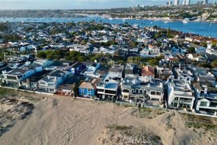 Single Family Residence, 2132 Oceanfront, Newport Beach, CA 92661 - 42