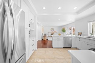 Single Family Residence, 16 Sheridan, Irvine, CA 92620 - 9