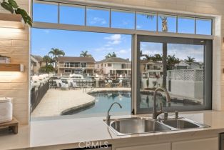 Single Family Residence, 16201 Santa Barbara ln, Huntington Beach, CA 92649 - 25