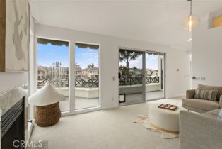 Single Family Residence, 16201 Santa Barbara ln, Huntington Beach, CA 92649 - 47