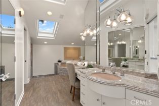 Single Family Residence, 16201 Santa Barbara ln, Huntington Beach, CA 92649 - 54