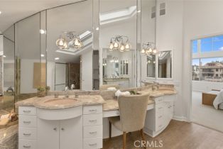 Single Family Residence, 16201 Santa Barbara ln, Huntington Beach, CA 92649 - 56