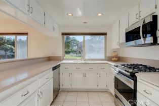 Townhouse, 7966 Moonmist cir, Huntington Beach, CA 92648 - 7