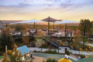 , 307 Chorus, Irvine, CA 92618 - 24