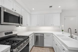 Condominium, 2466 Via Corella, Tustin, CA 92782 - 16